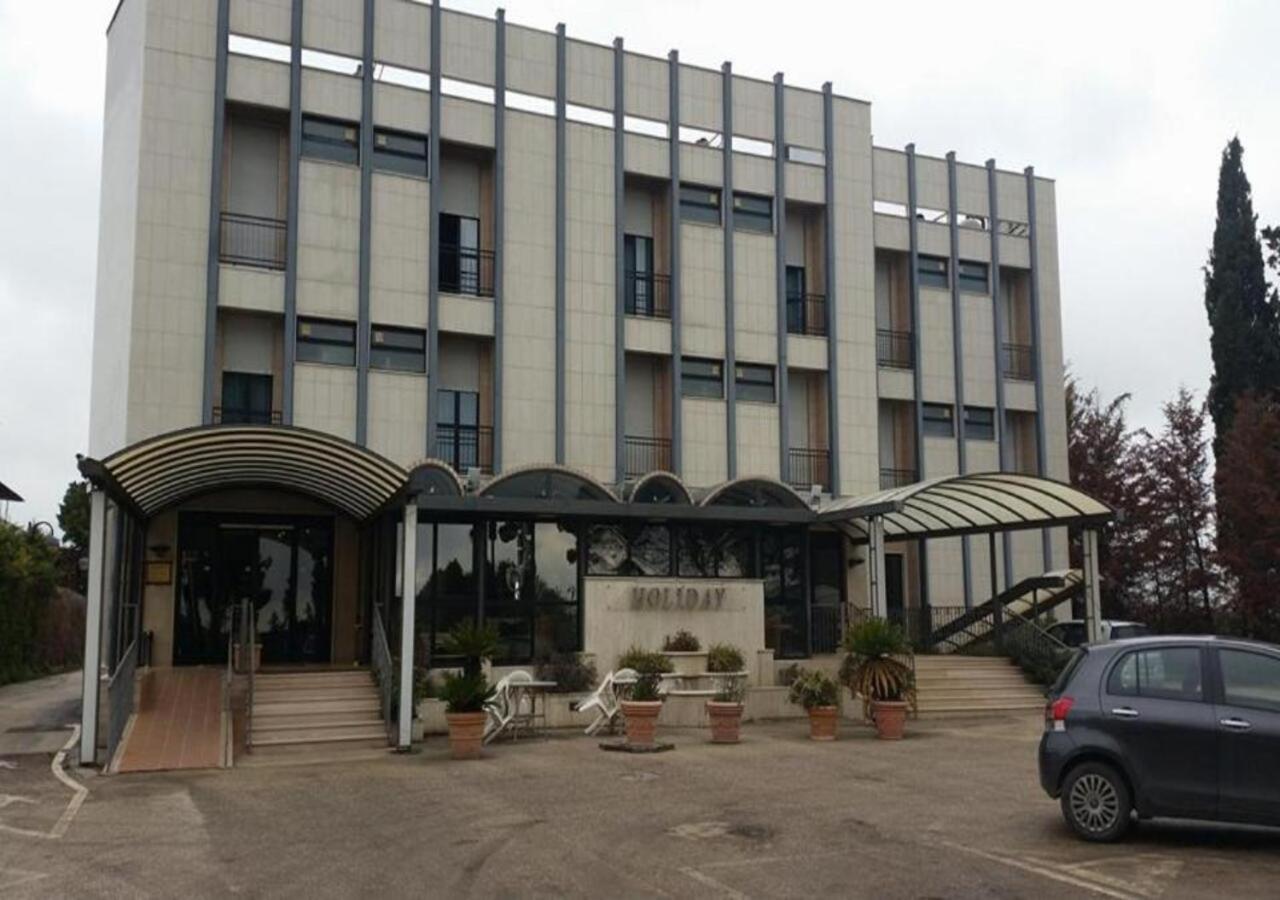 Hotel Holiday Foggia Exterior foto